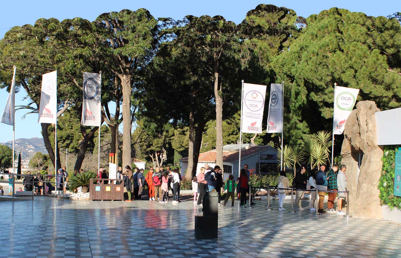 Qué ropa llevar para ver la Cueva de Nerja